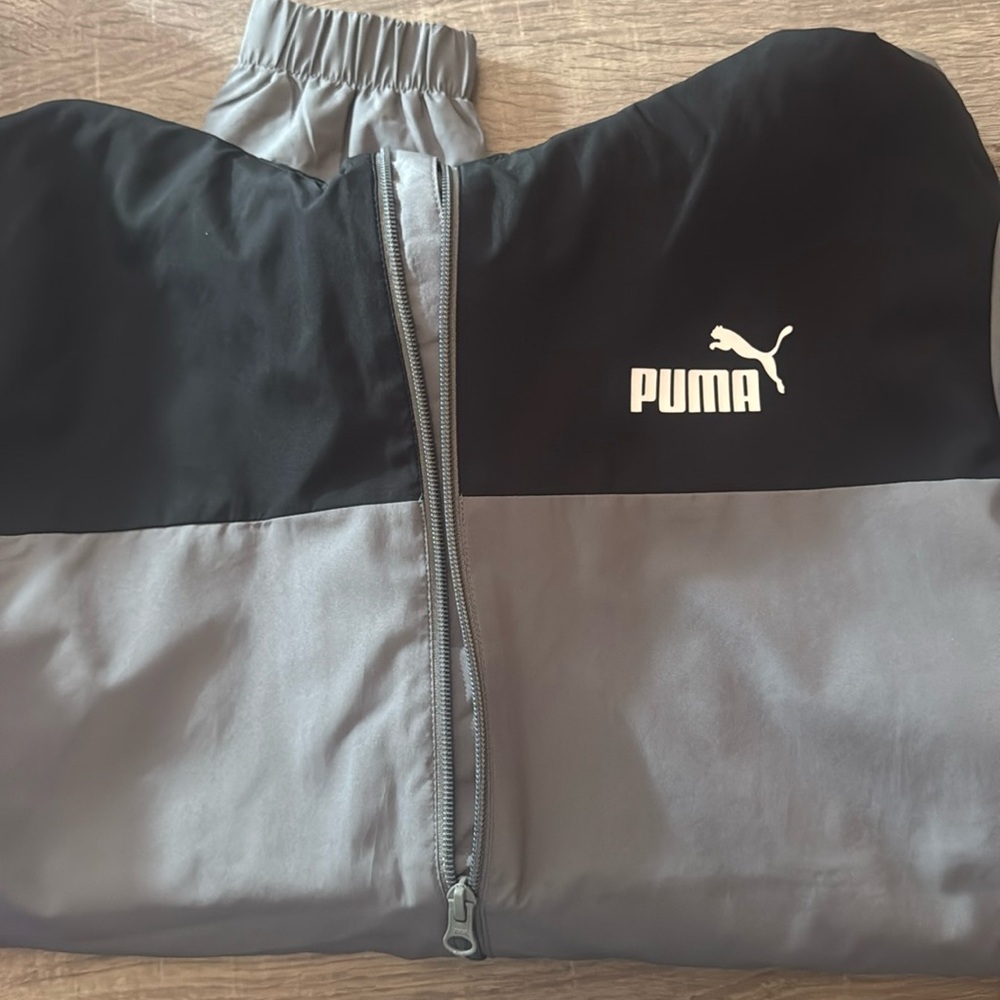 Puma windbreaker